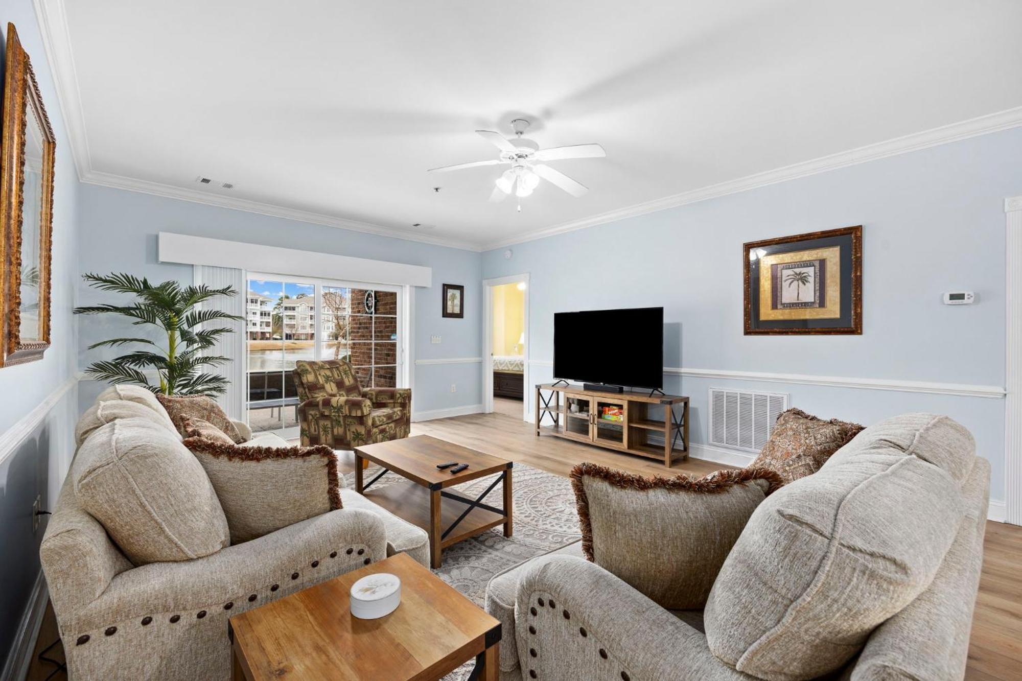 Beautifully Decorated 3 Bedroom 2 Bath Condo, First Floor Wth Walk In Shower! Located In Golf Community 미를 비치 외부 사진