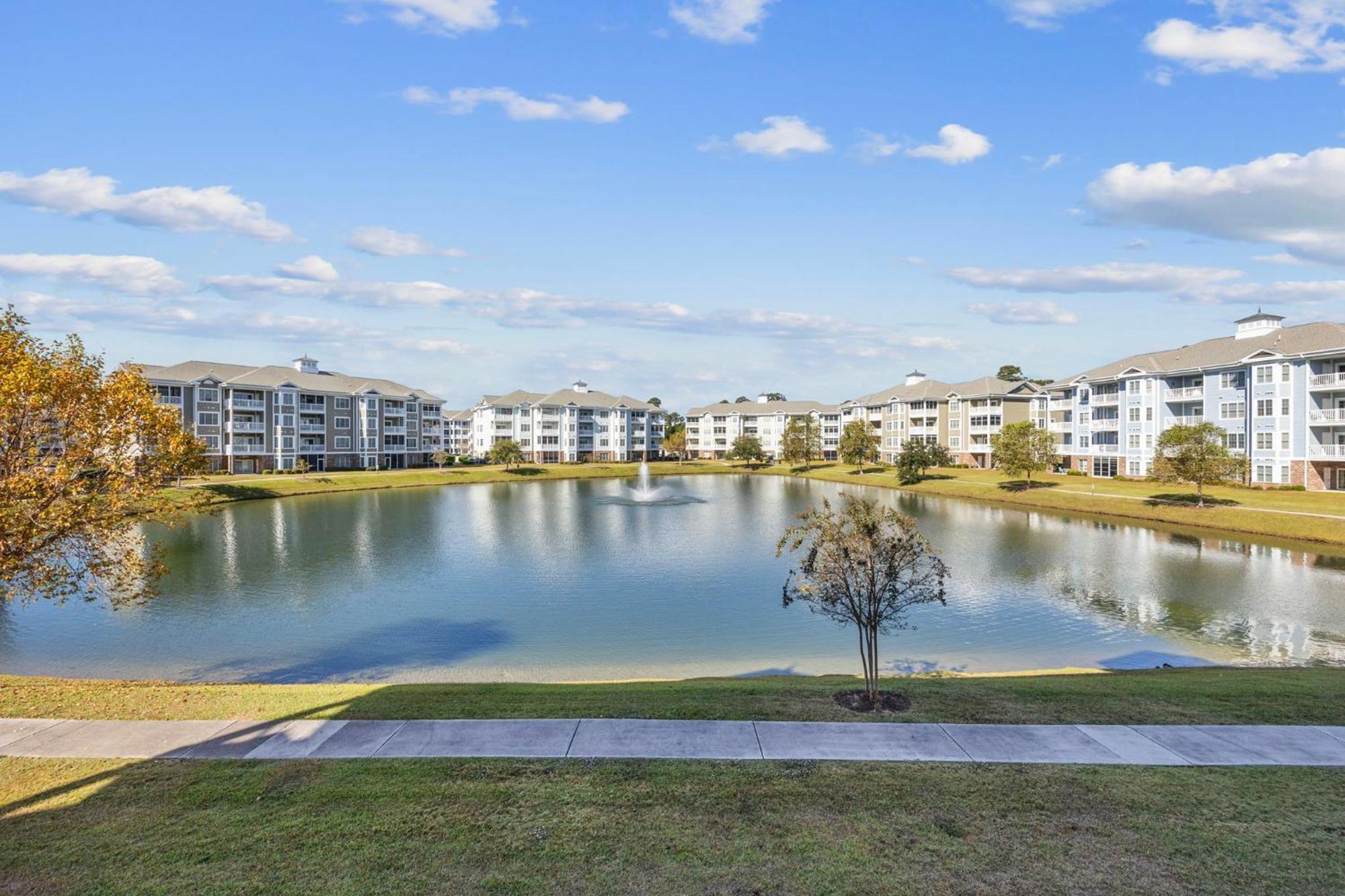 Beautifully Decorated 3 Bedroom 2 Bath Condo, First Floor Wth Walk In Shower! Located In Golf Community 미를 비치 외부 사진